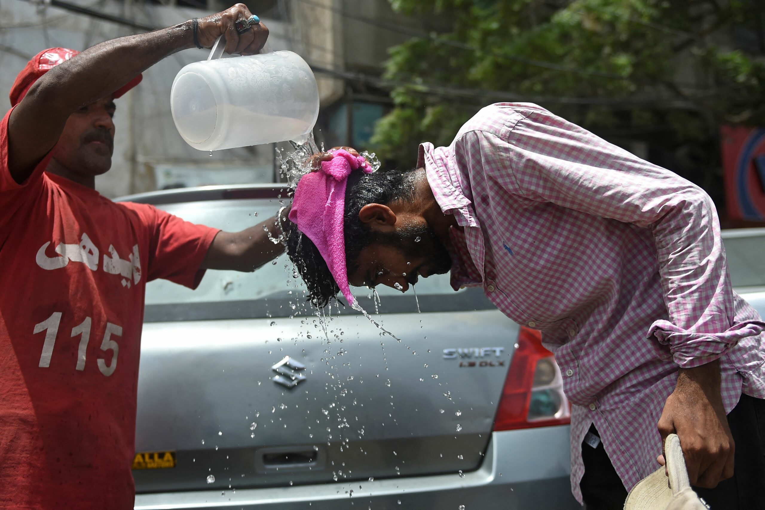 How to protect yourself from heat stroke